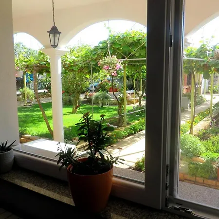 Apartmán Roza - The Garden